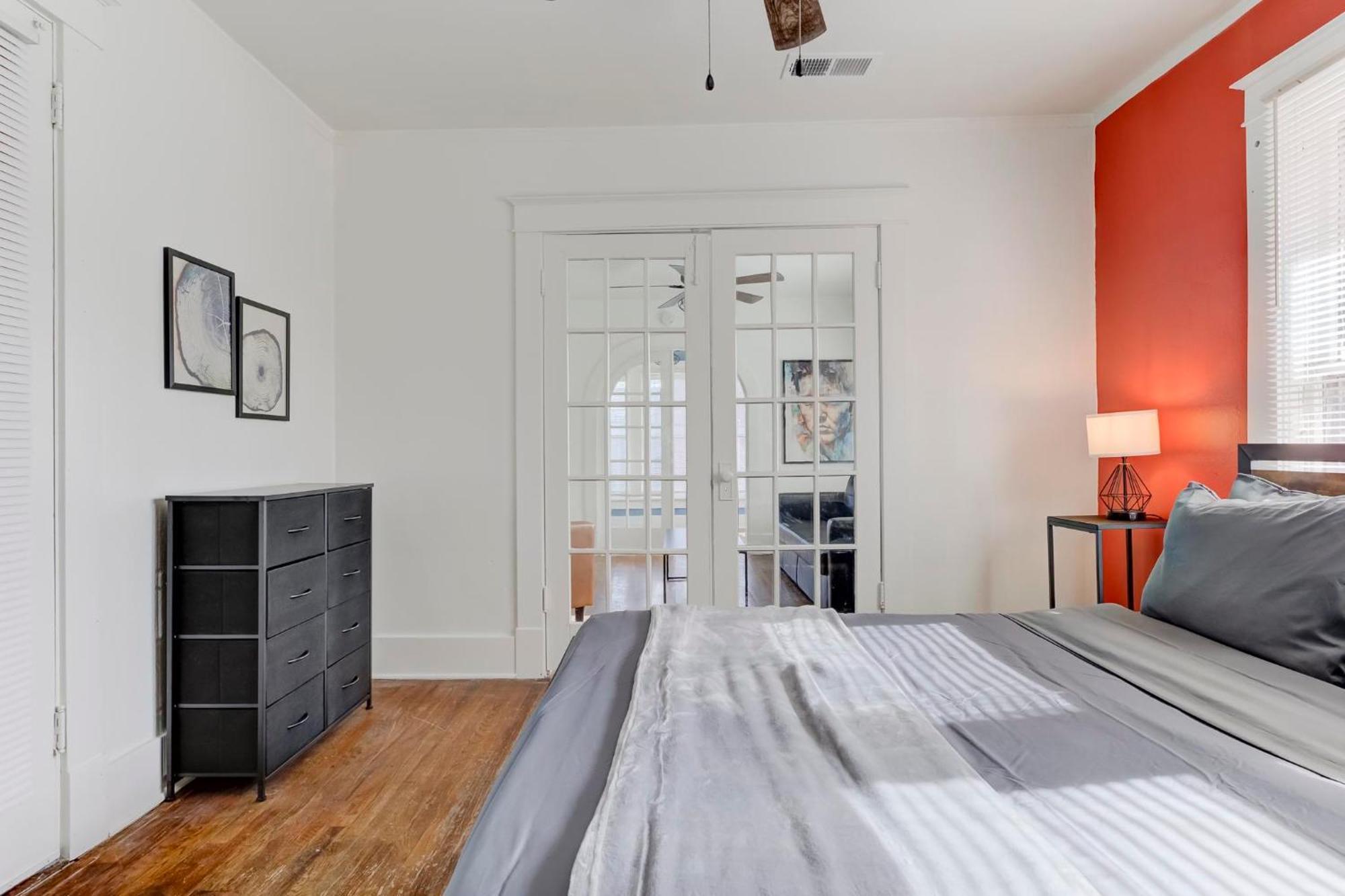 Charming Cooper-Young Flat In The Heart Of Memphis Exterior foto